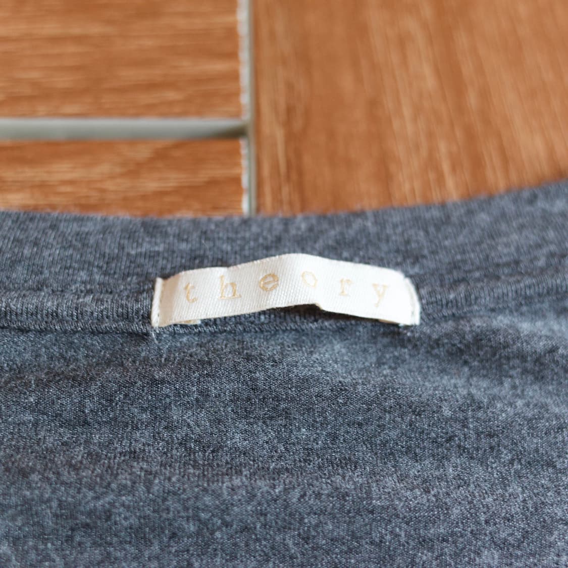 Theory v-neck rayon long sleeves 상품이미지7