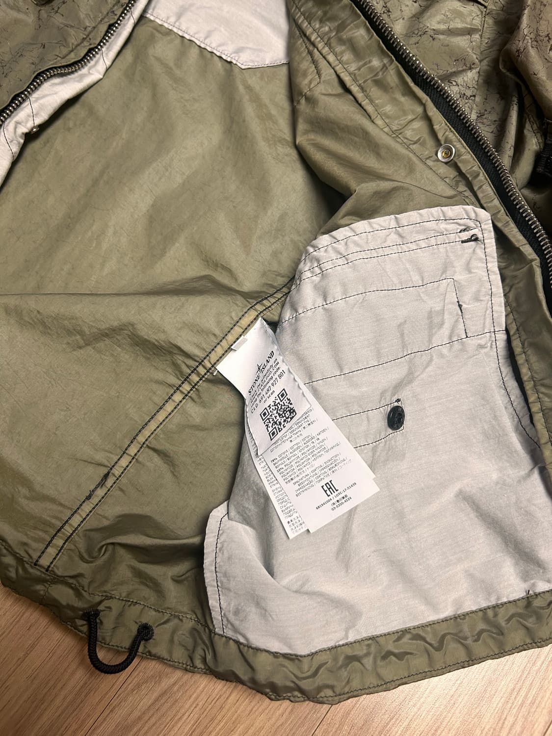 스톤아일랜드 쉐도우프로젝트 나일론 메탈 스파이더 와트로 M 상품이미지4