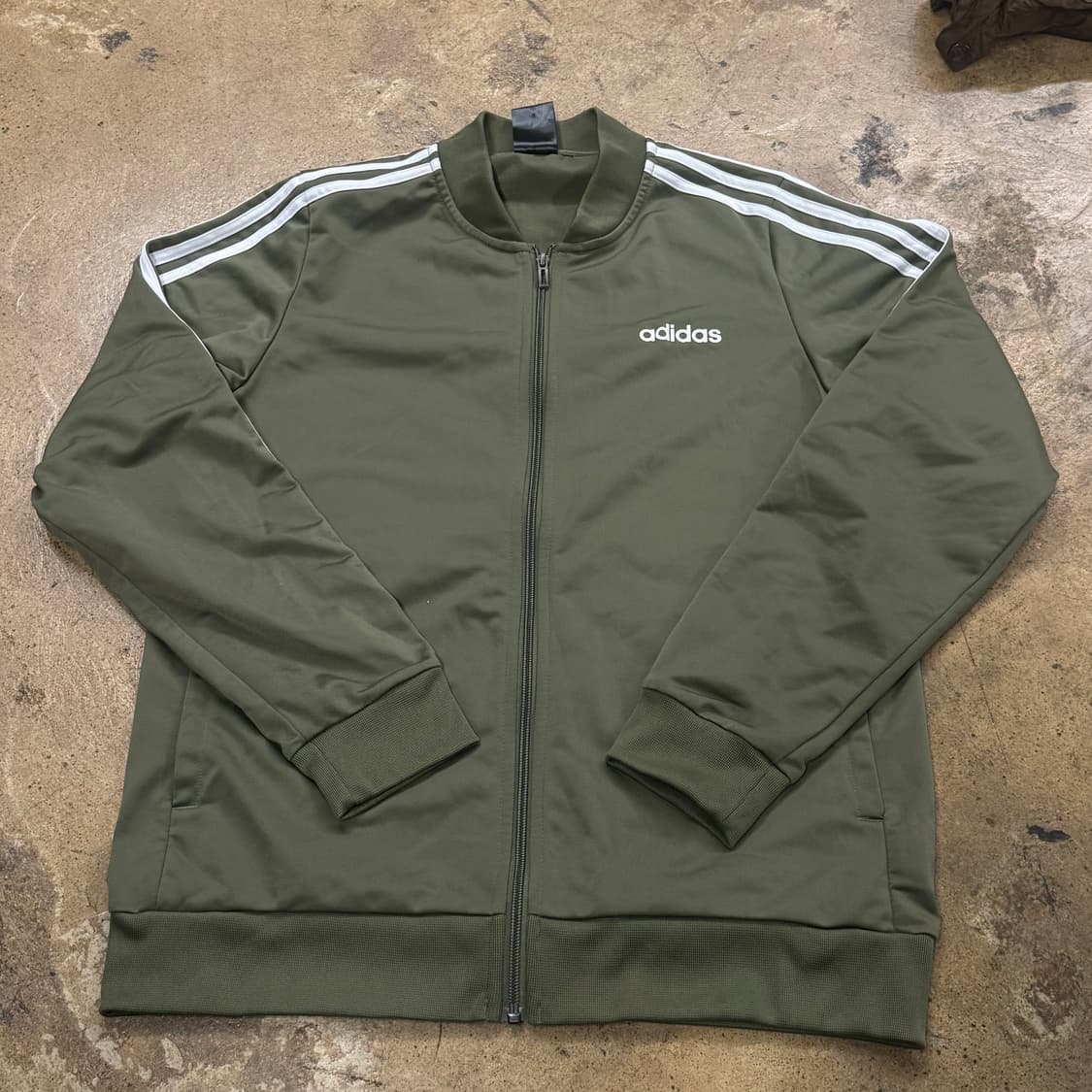 아디다스 카키 트랙탑 져지 상품이미지2