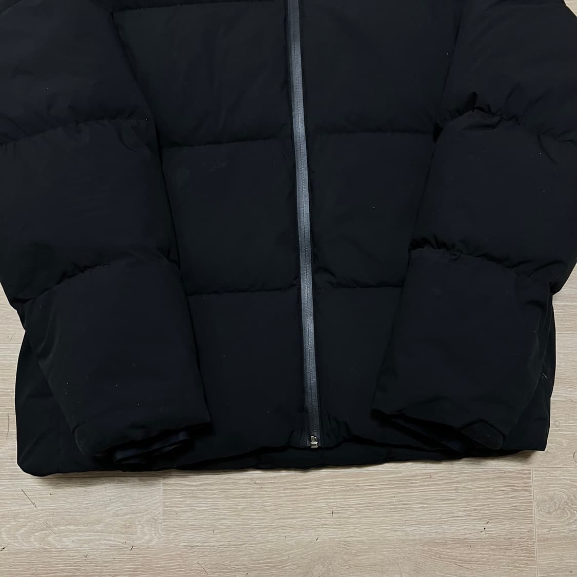 데상트 덕다운 스탠드넥 푸퍼 패딩 점퍼 [블랙] L/100 상품이미지3