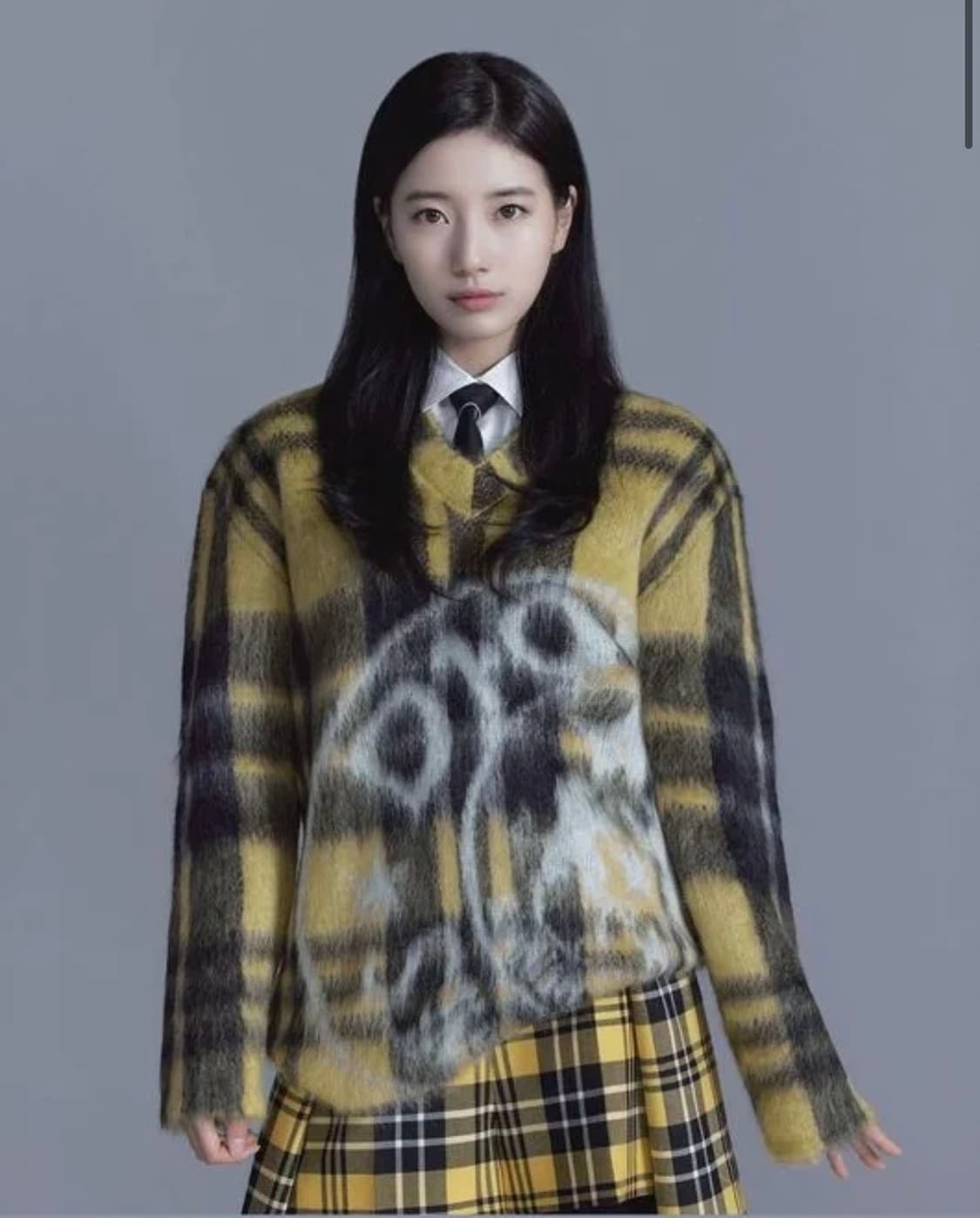 디올 컬렉션제품 수지 옐로우니트 상품이미지1