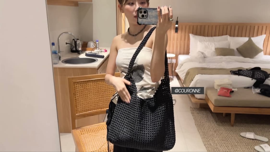 쿠론 가방 블랙 숄더백 상품이미지1