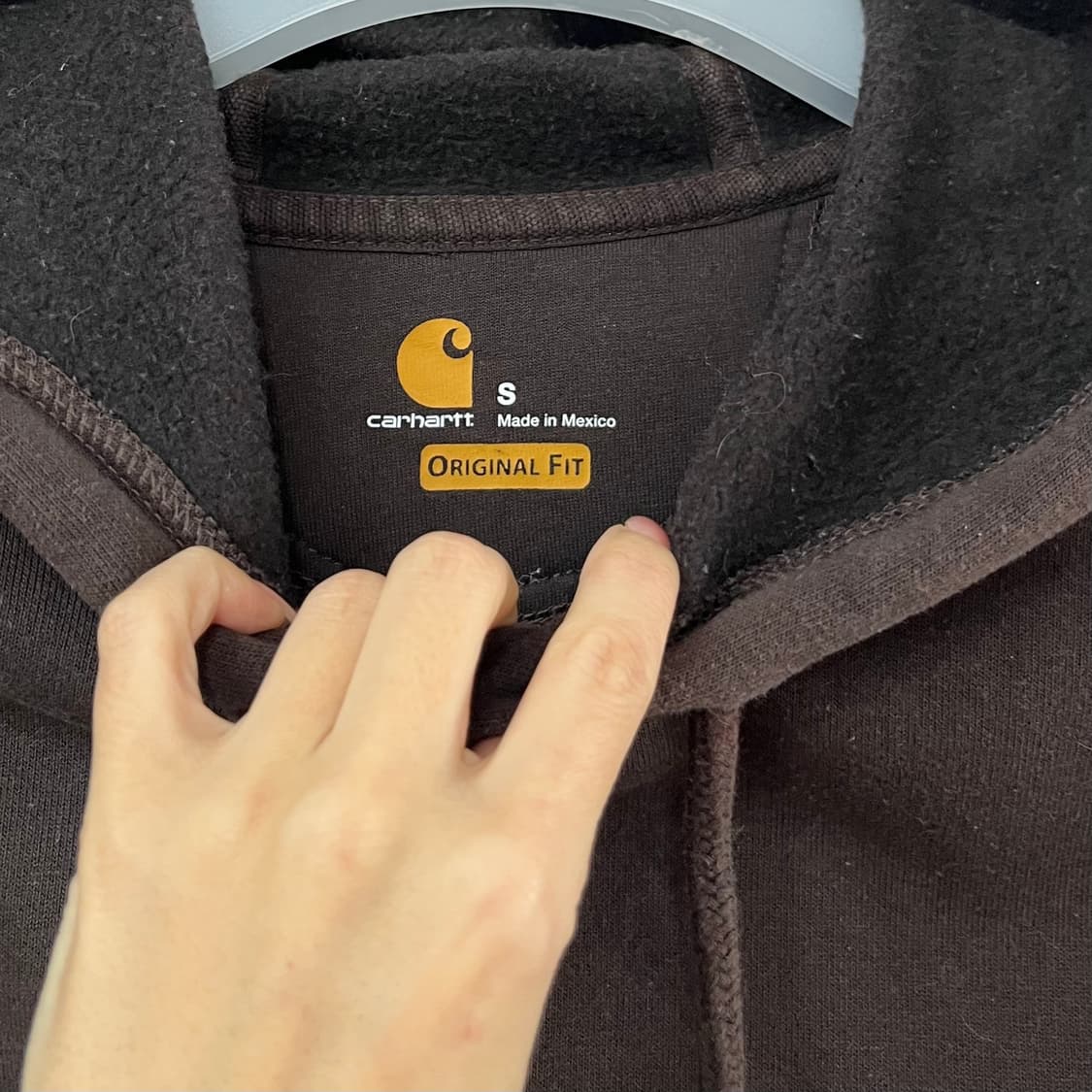 칼하트 다크브라운 미드웨이트 풀오버 후드티 상품이미지5