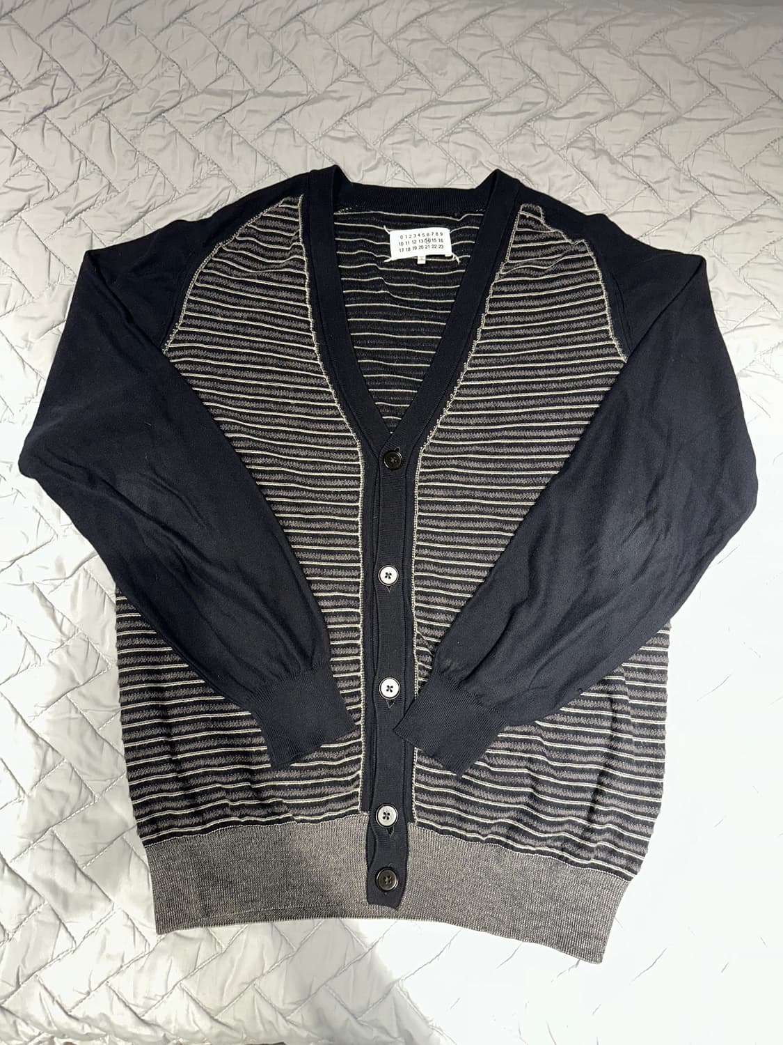 메종마르지엘라 스트라이프 가디건 상품이미지1