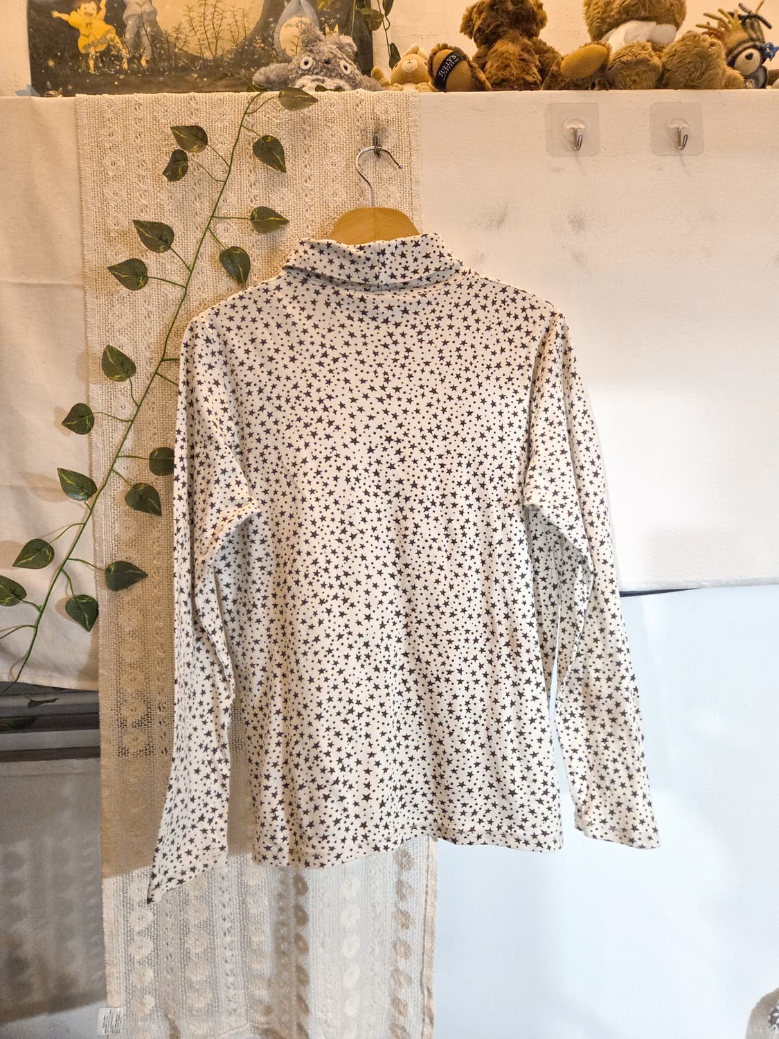 브라운 별패턴 목폴라 슬리브 상품이미지4