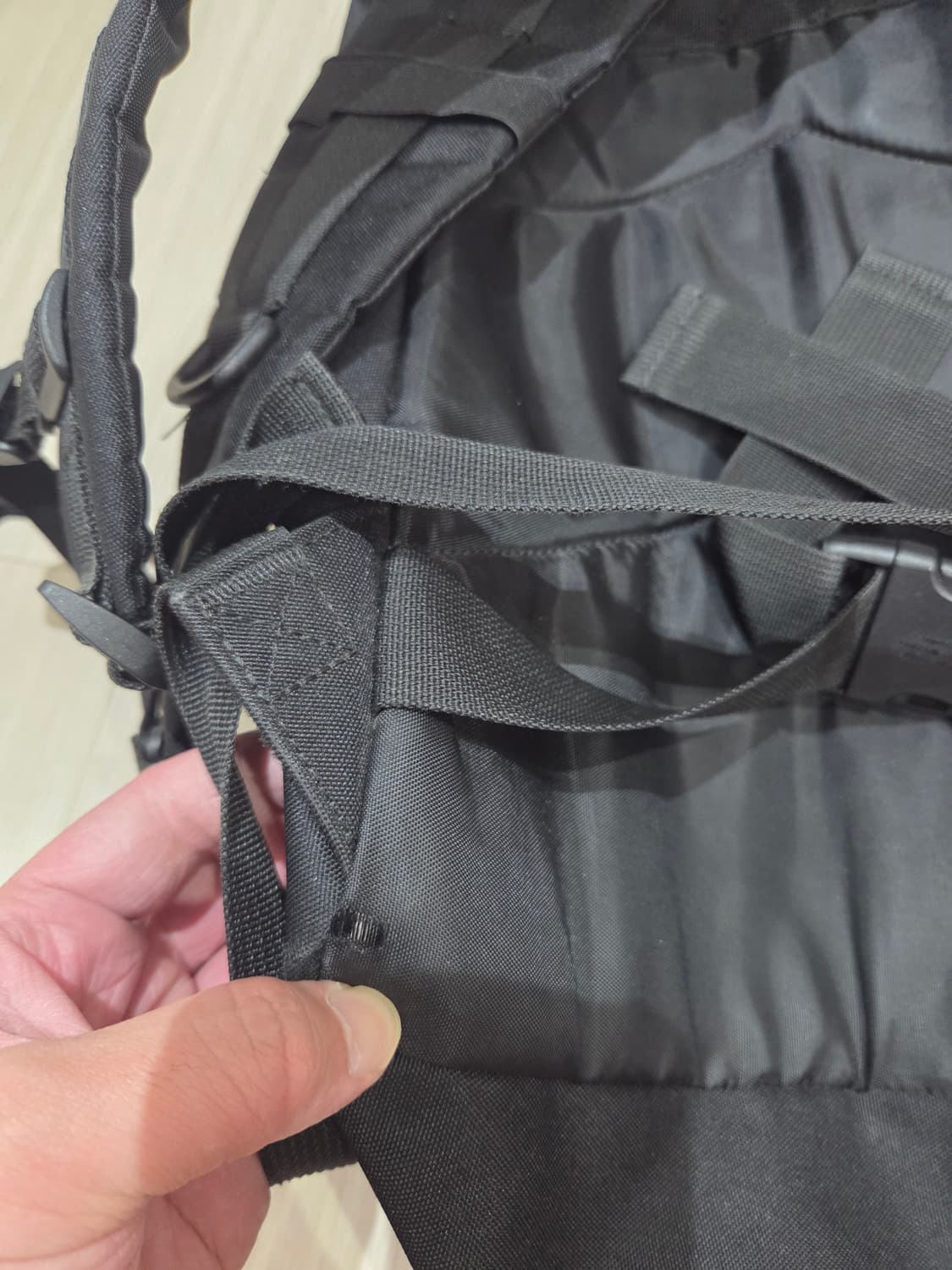 칼하트 킥플립 백팩 상품이미지5