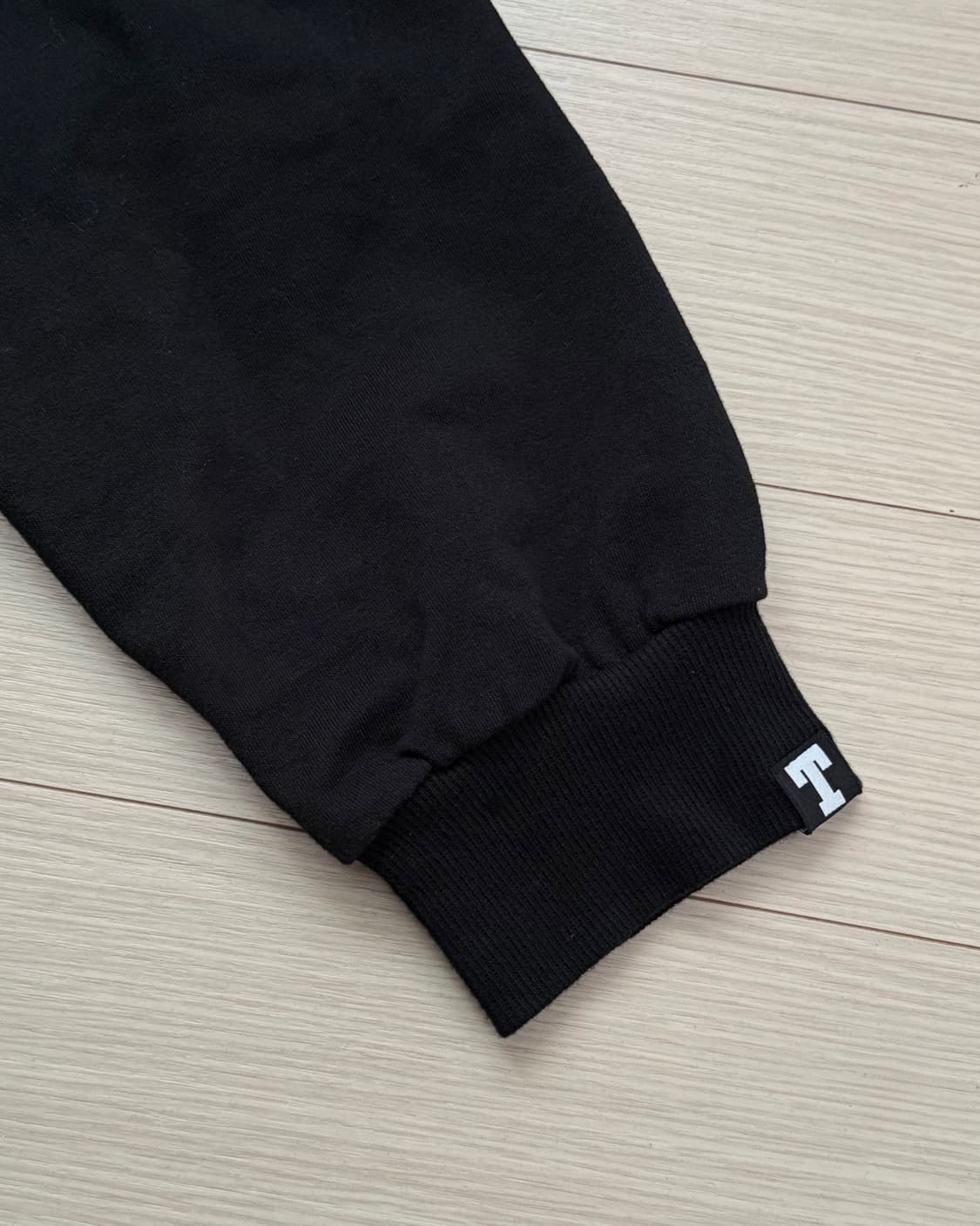 투머치택스 어시메트릭 원 숄더 스웨트셔츠 블랙 맨투맨 상품이미지5