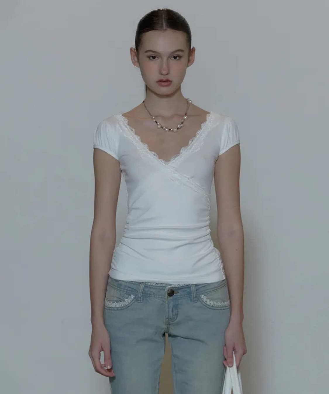 스컬프터 레이스 랩 탑 white lace top 상품이미지1