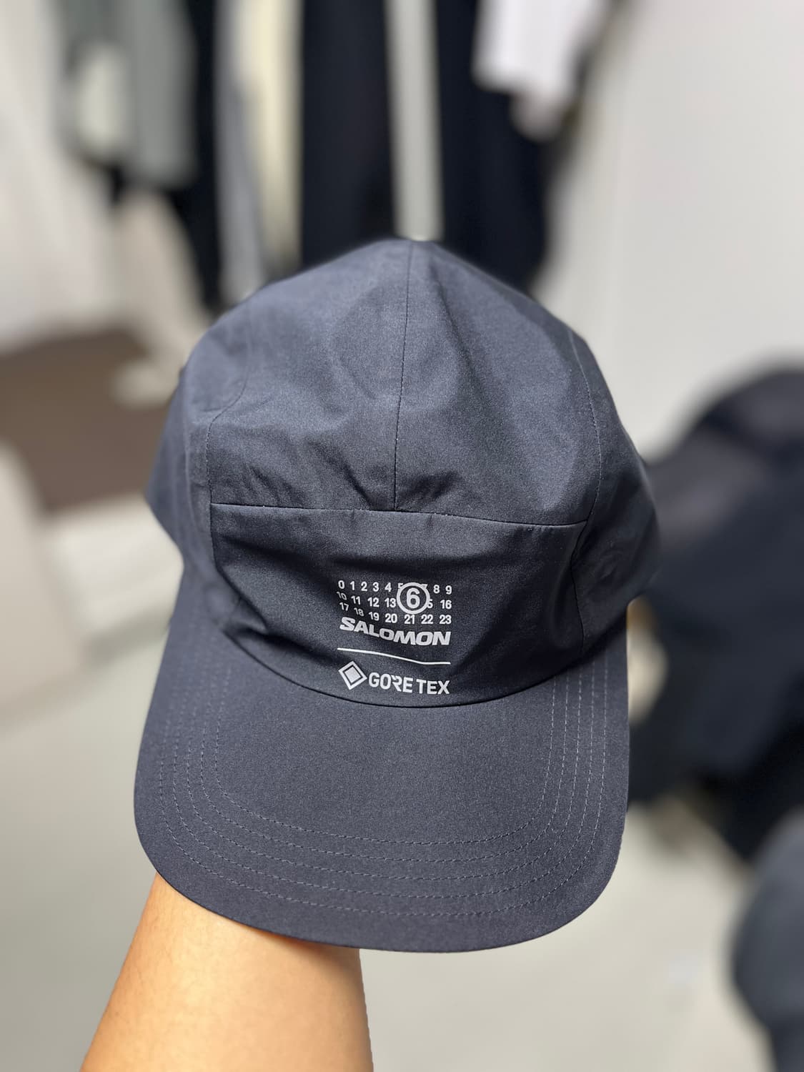 살로몬 x 메종마르지엘라 상품이미지1