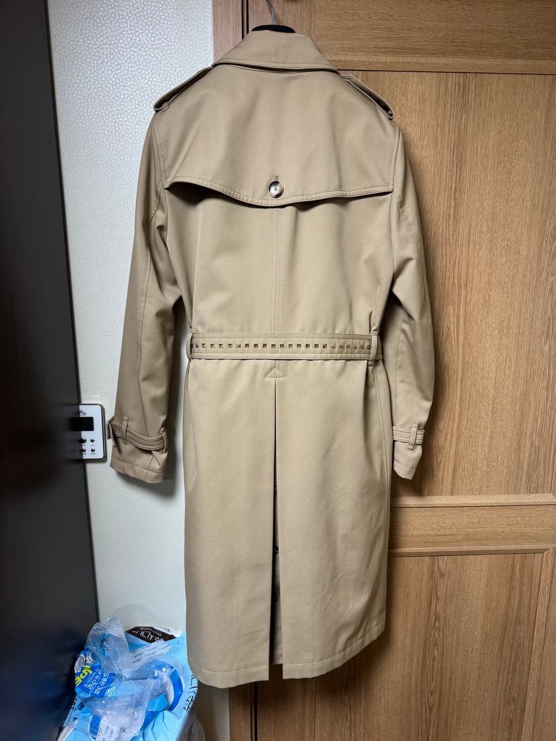 발렌티노 트렌치코트 50 판매합니다 상품이미지4