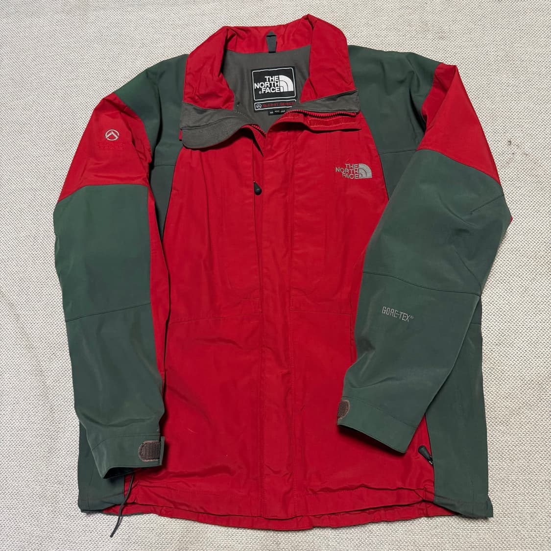 노스페이스 써밋시리즈 고어텍스 마운틴 자켓 상품이미지1