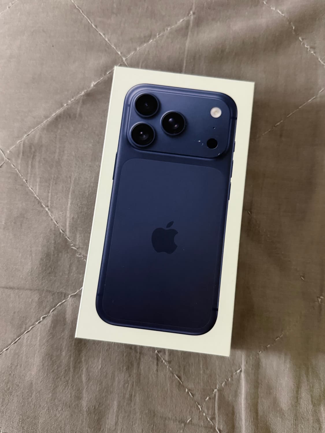 아이폰 17 프로 딥블루 256gb 상품이미지1