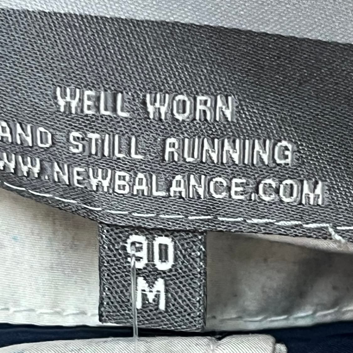 뉴발란스 여성 경량패딩 자켓 90(M) 상품이미지3