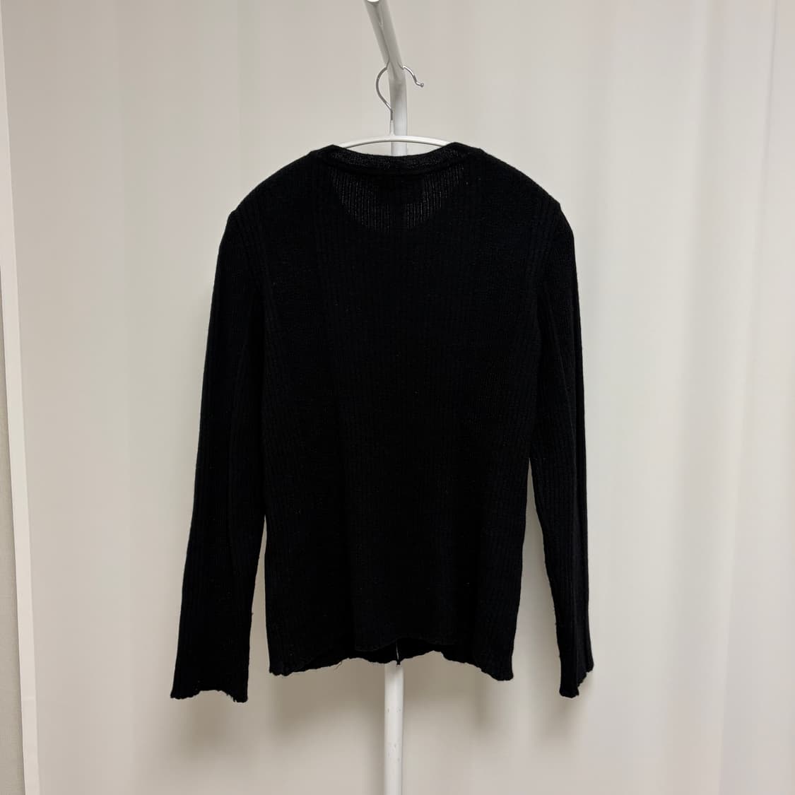 비비안웨스트우드 울 로고 리브 블랙 가디건 상품이미지7