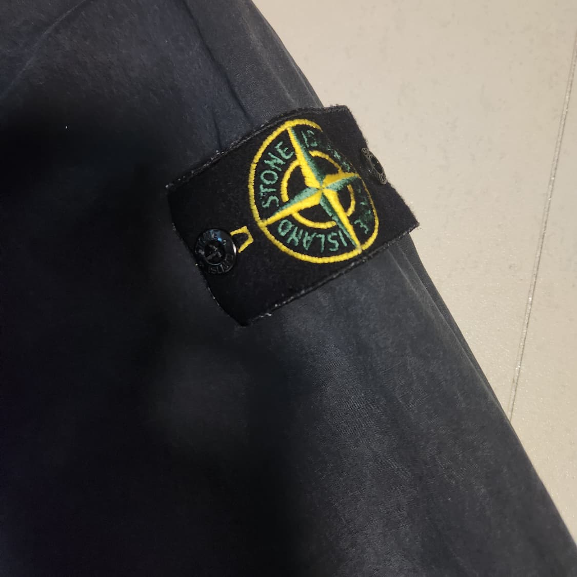 스톤아일랜드 올드 이펙트 오버셔츠 상품이미지6