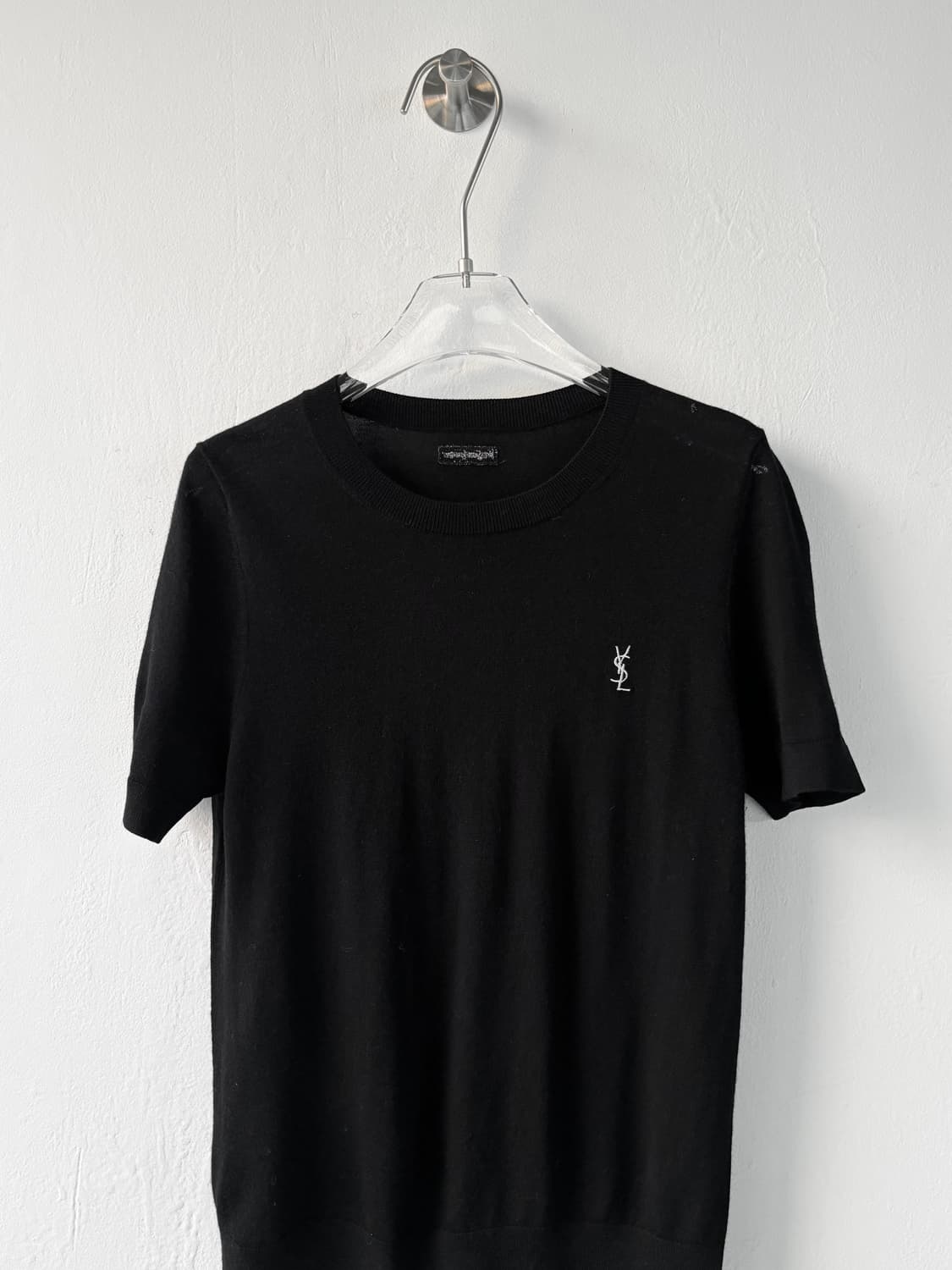 입생로랑 스몰로고 티셔츠 상품이미지2