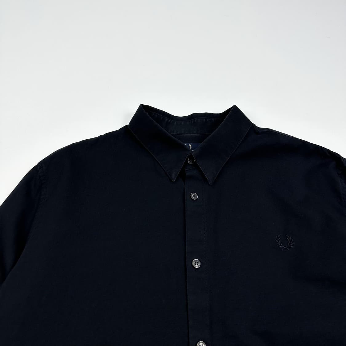 프레드페리 시그니처 로고 블랙 셔츠 (XL) 상품이미지1