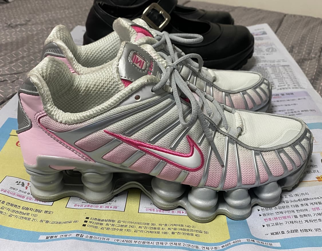 나이키 샥스 TL 메탈릭 플래티넘 핑크 폼 235 상품이미지2