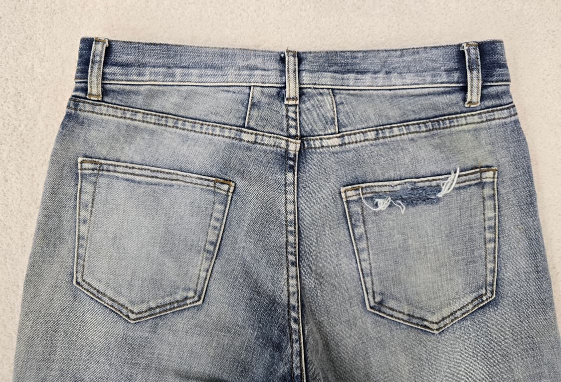 생로랑 무릎찢청 청바지.  싸이즈 30 상품이미지4