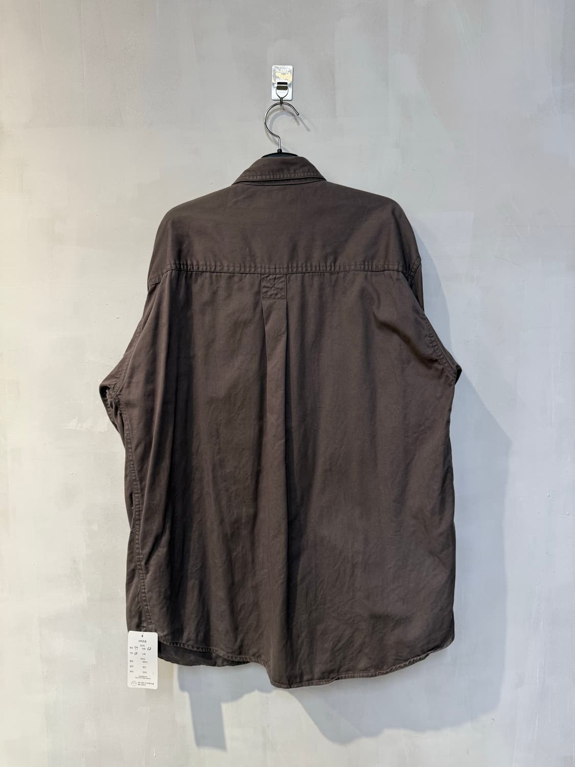 칼하트 초코브라운 긴팔셔츠 상품이미지4