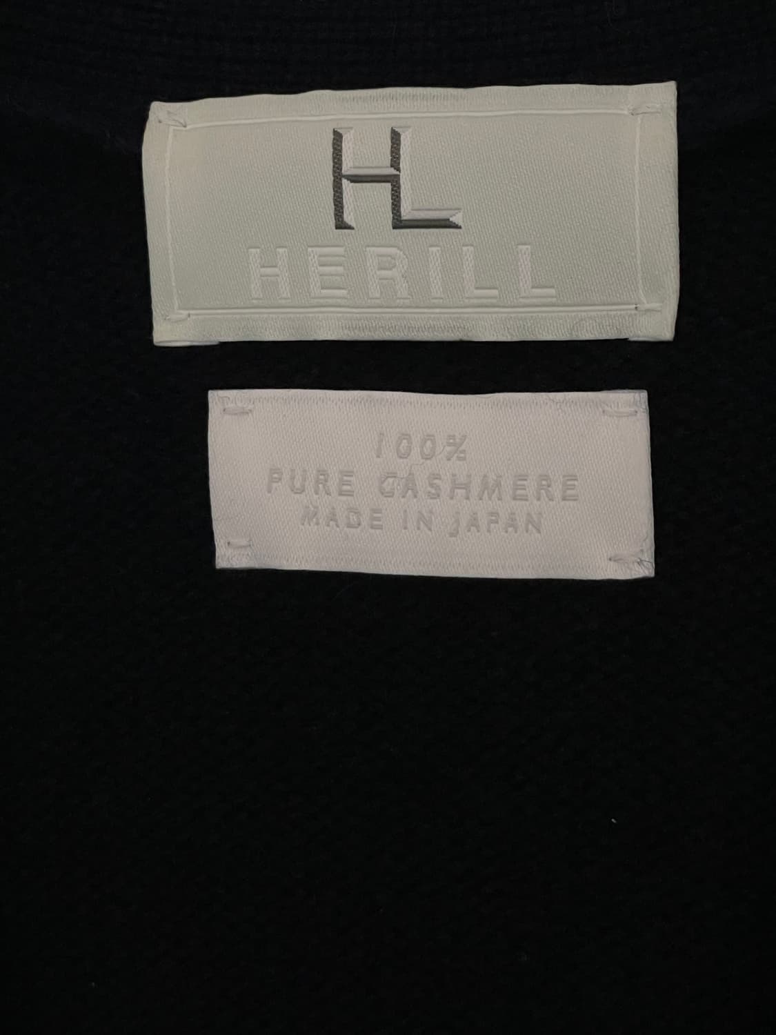 헤릴 100% 골든캐시미어 가디건 네이비 3 상품이미지4