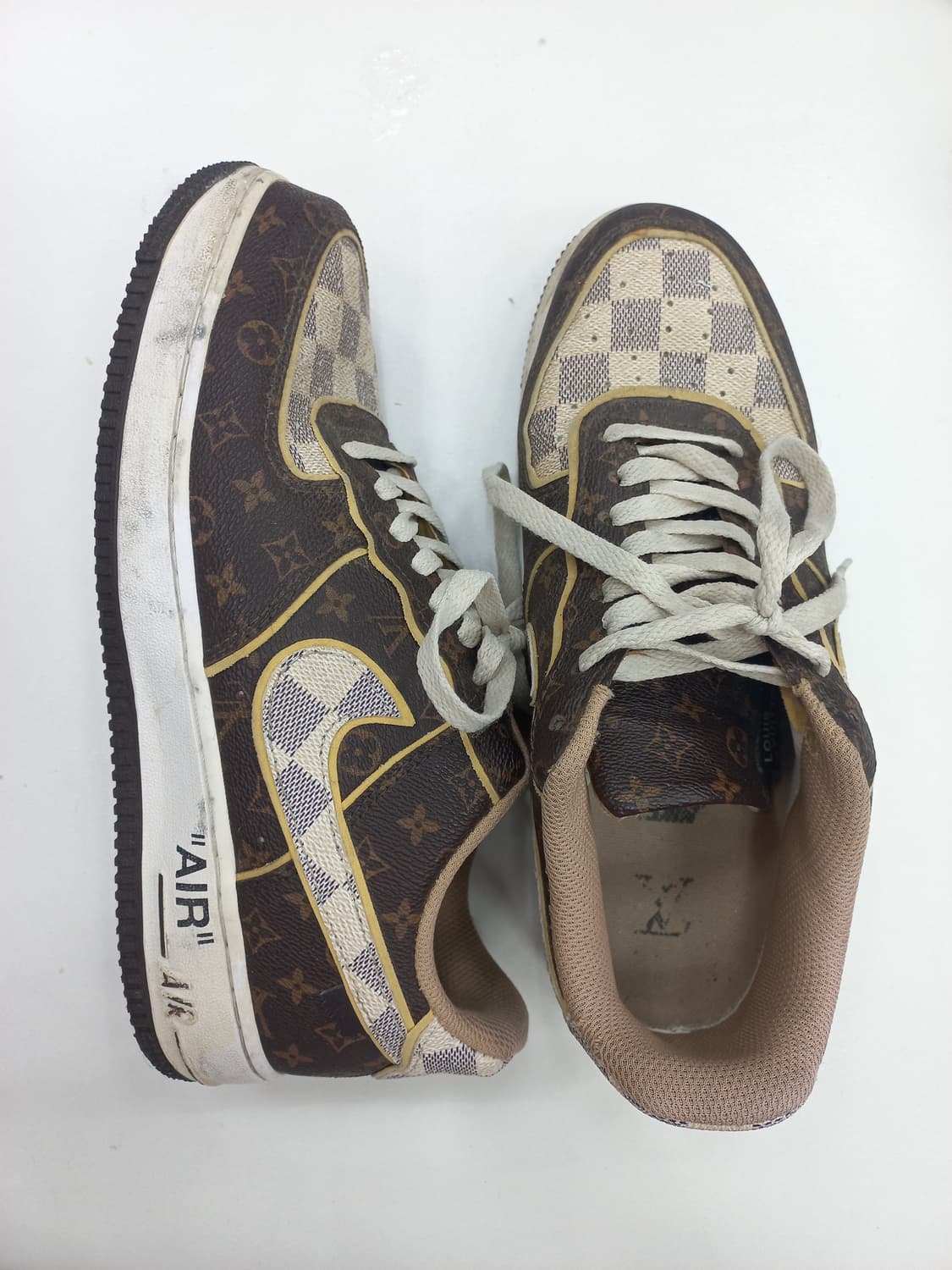 루이비통x나이키 에어포스1 브라운 모노그램 265mm 상품이미지5