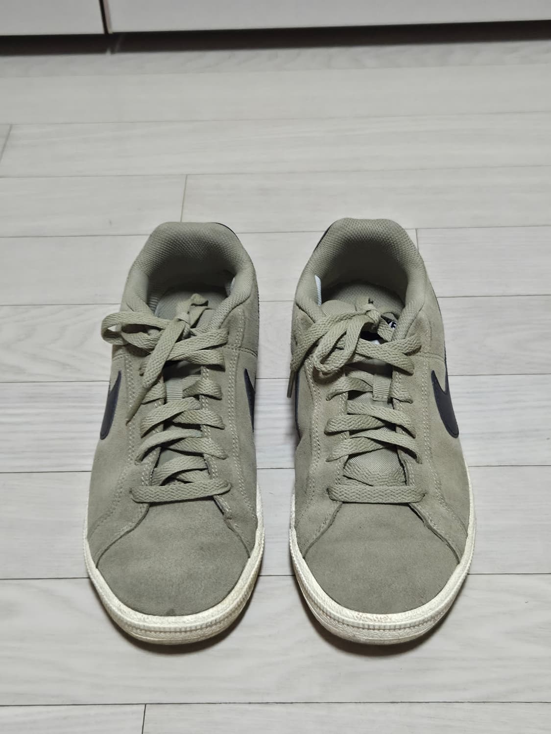 나이키 스웨이드 운동화 카키 250 상품이미지1