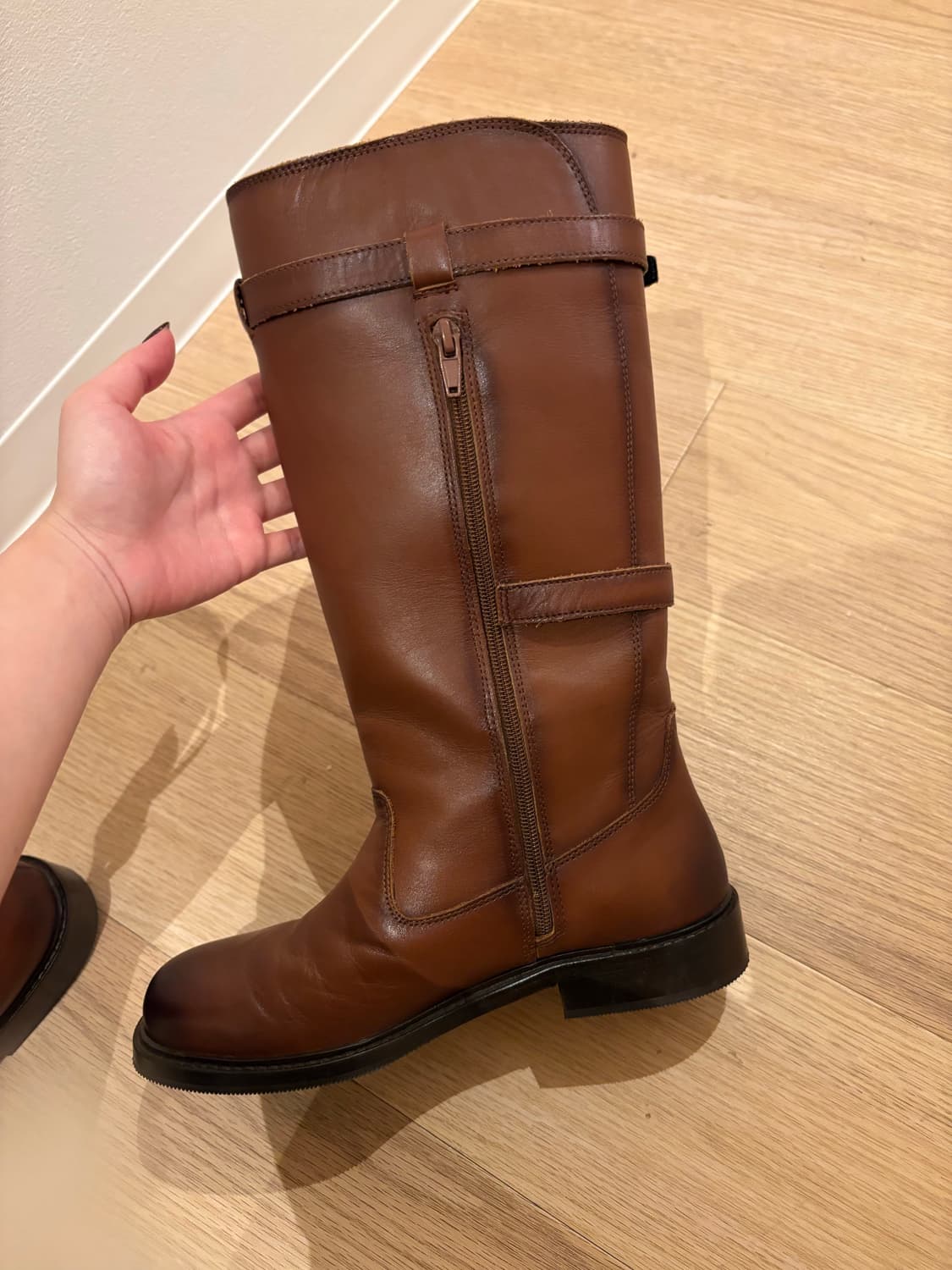 ZARA 자라 버클 디테일 한정판 소가죽 부츠 상품이미지7