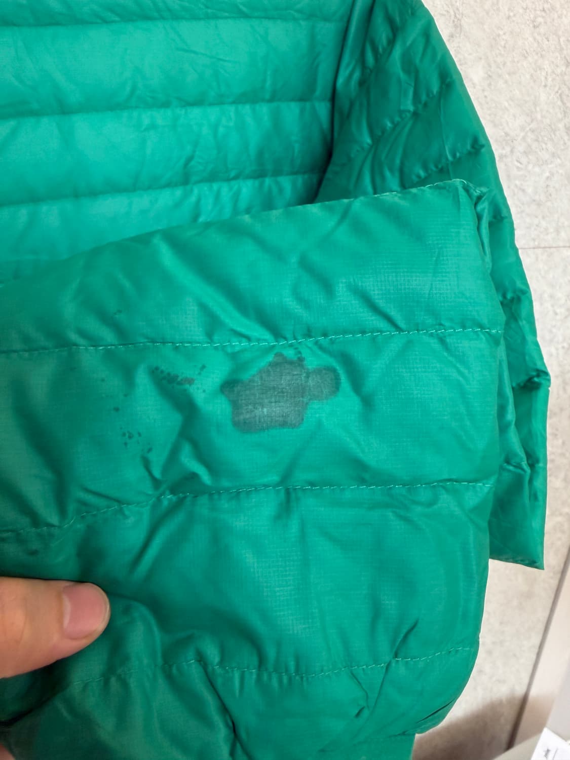 파타고니아 경량 패딩2XL 상품이미지6