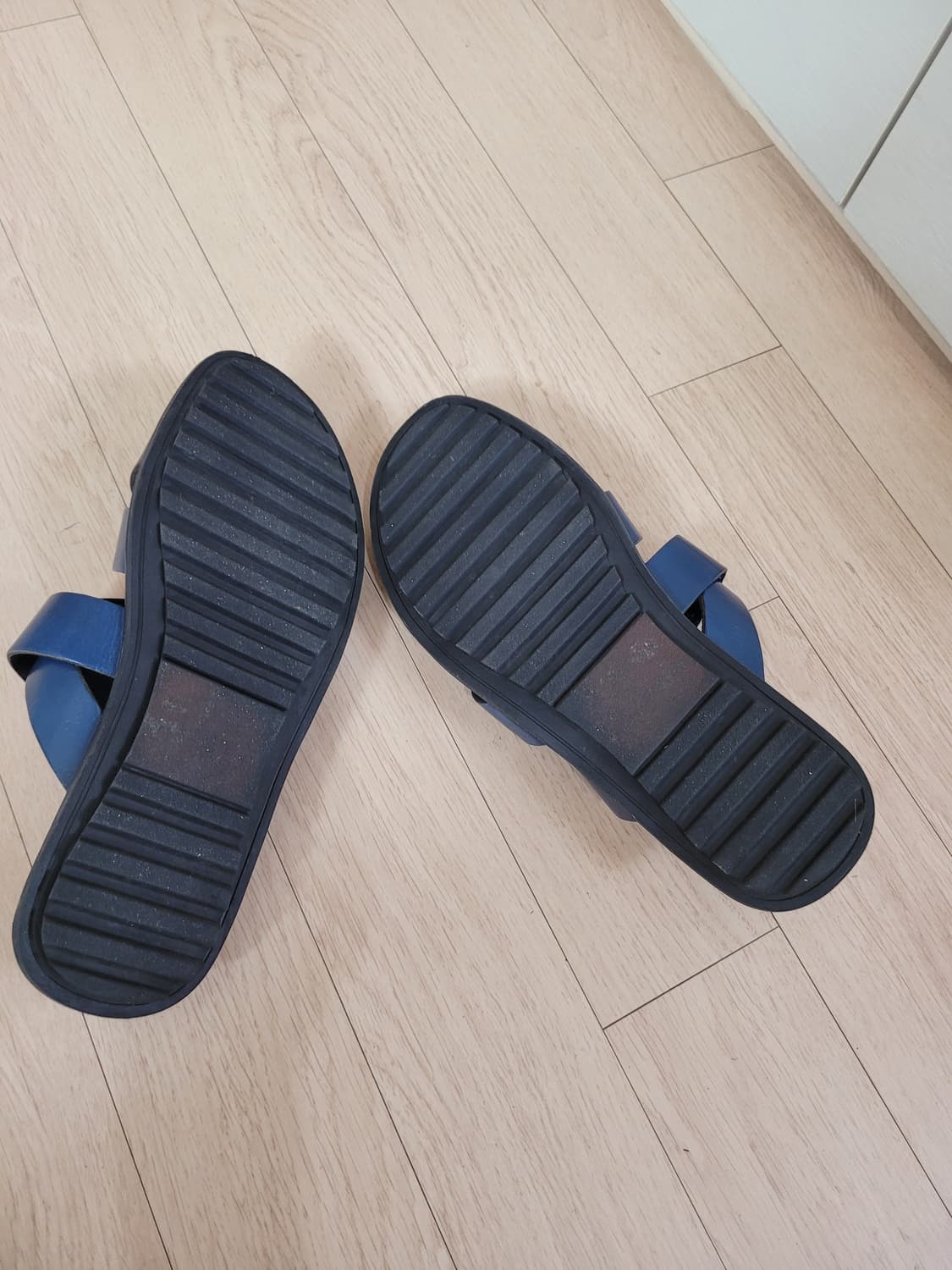 엘칸토 Elcanto 남자 가죽스트랩 슬리퍼 275 네이비 상품이미지10