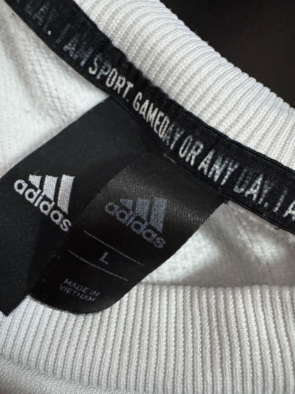 아디다스 빅로고 기능성 주머니 화이트 맨투맨 L 상품이미지3