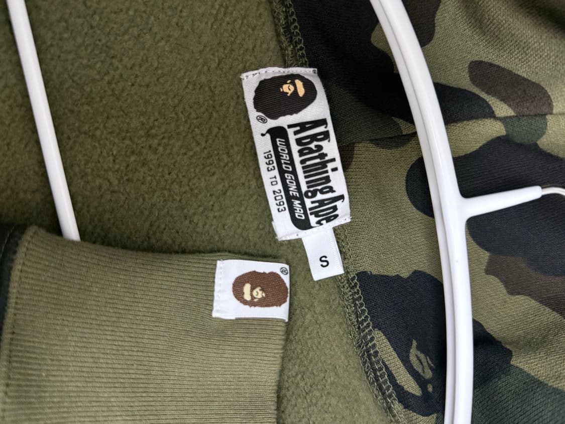 베이프 퍼스트 카모 샤크 후드집업 아미그린S 상품이미지3