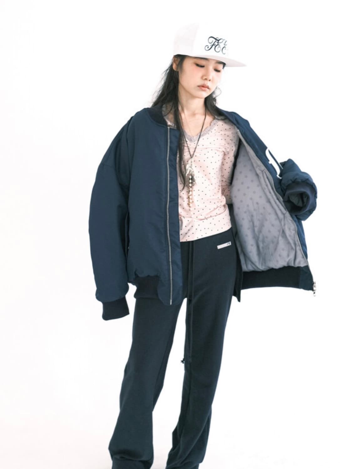 샵페어리 patch bomber padded jacket navy 상품이미지4