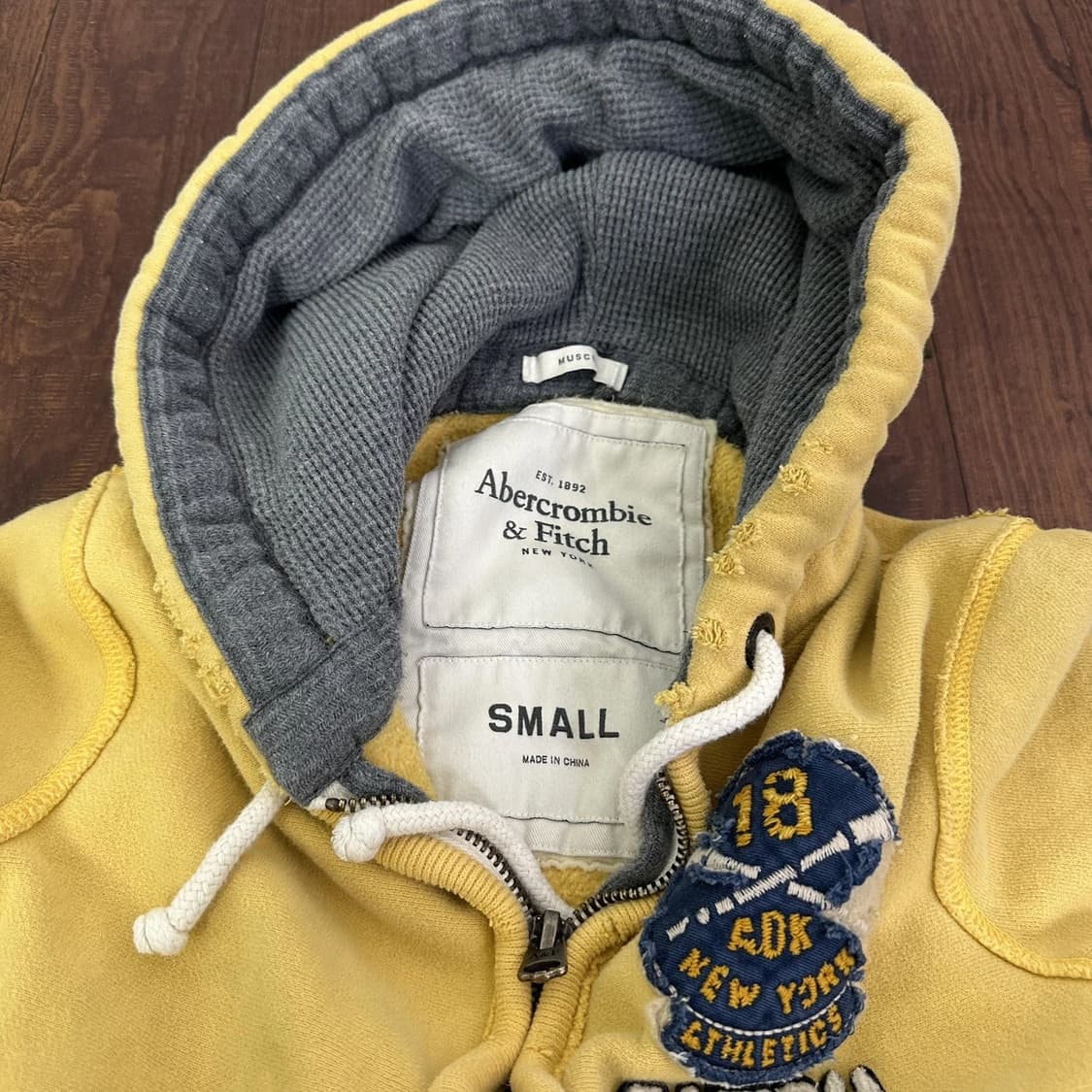 아베크롬비 앤 피치 빈티지 옐로우 후드 집업 상품이미지3