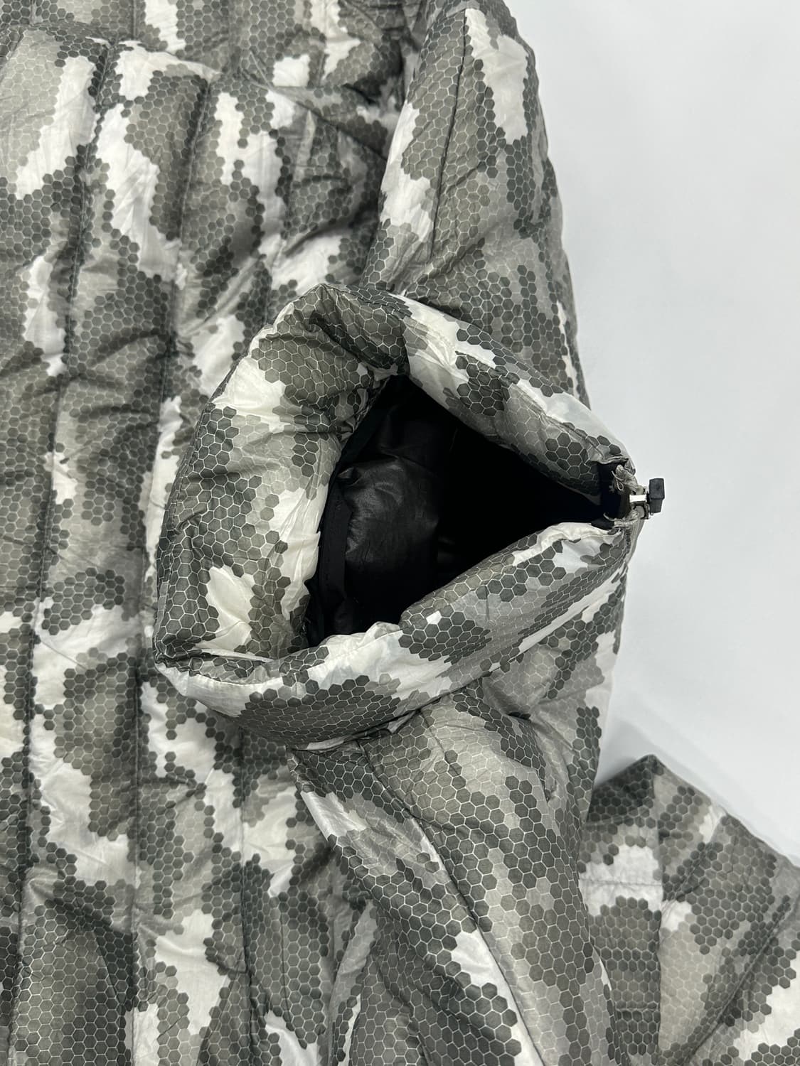 재팬 그레이 & 화이트 밀리터리 구스 경량패딩 캠퍼 스트릿   상품이미지4