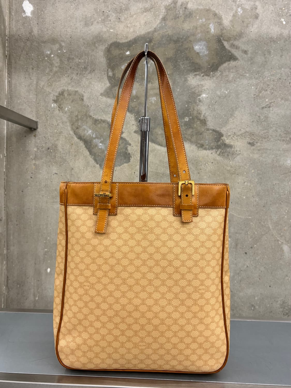 Celine 셀린느 베이지 마카담 쇼퍼백  상품이미지1