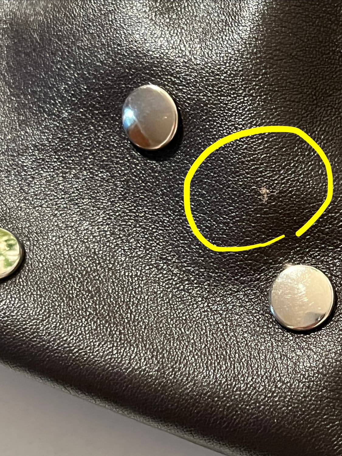 기마구아스 가죽 스터드 숄더백 Studs Bag 상품이미지10