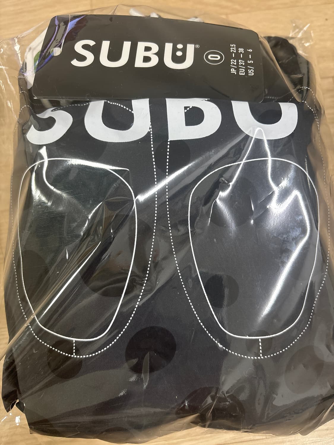 스부 윈터샌들 차콜 스노우 닷 0(230-240)사이즈 상품이미지2