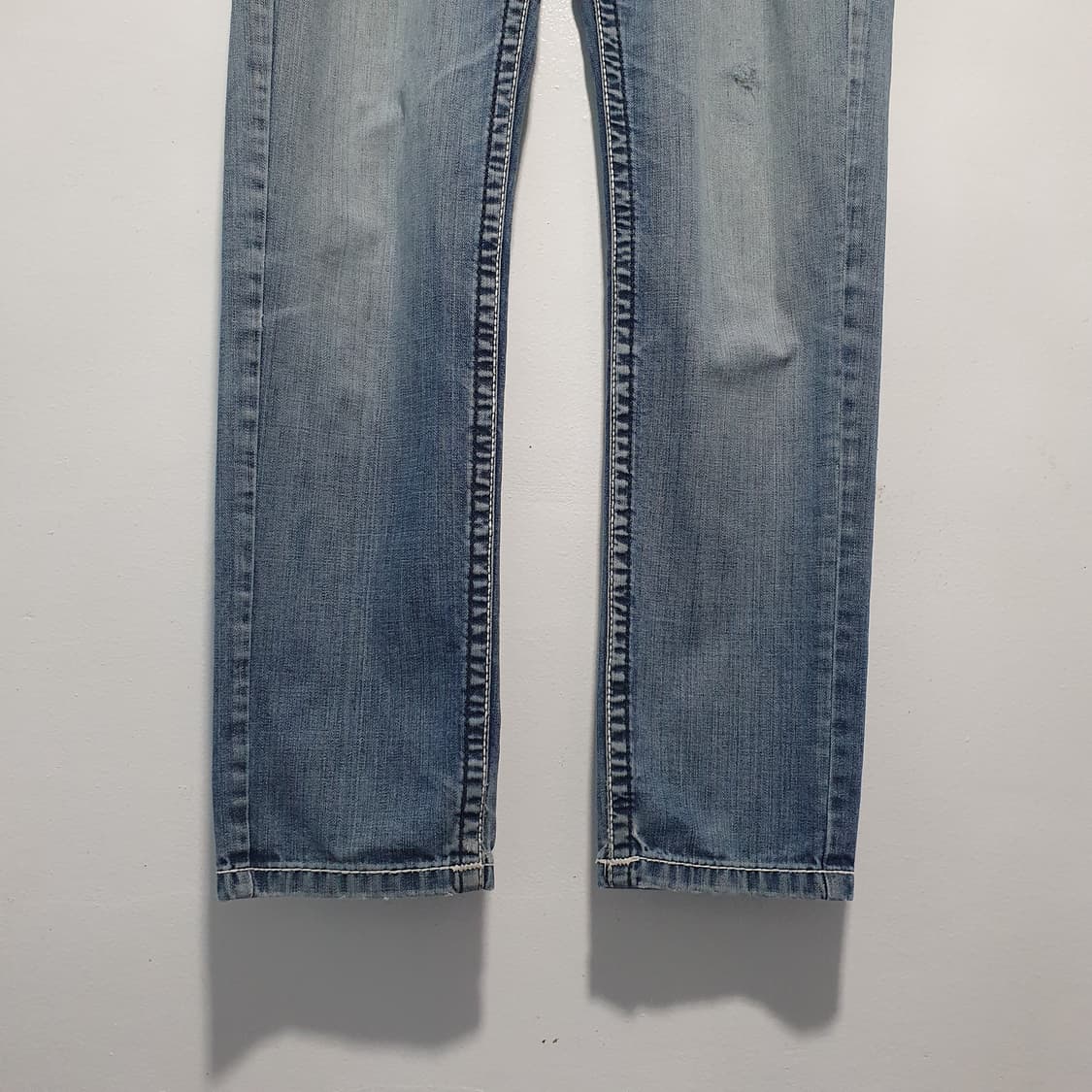 34인치) 트루릴리전 USA 베키 슈퍼 티 U 스티치 데님 팬츠 연청 상품이미지3