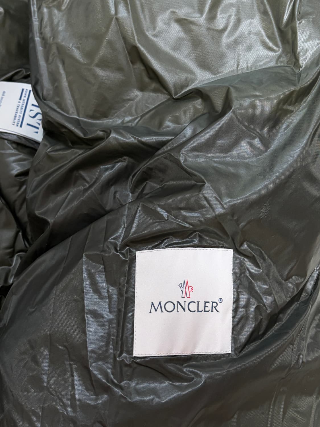 (최상) 21fw 몽클레어 다이아몬드 퀼팅 패딩 5 몽클레어 패딩 5 상품이미지5