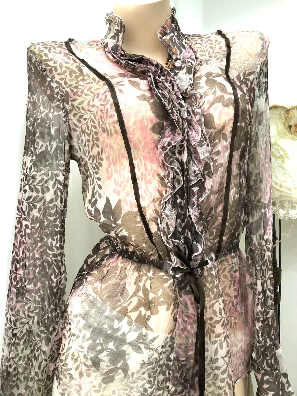 pink leaf pattern frill sheer top 상품이미지3