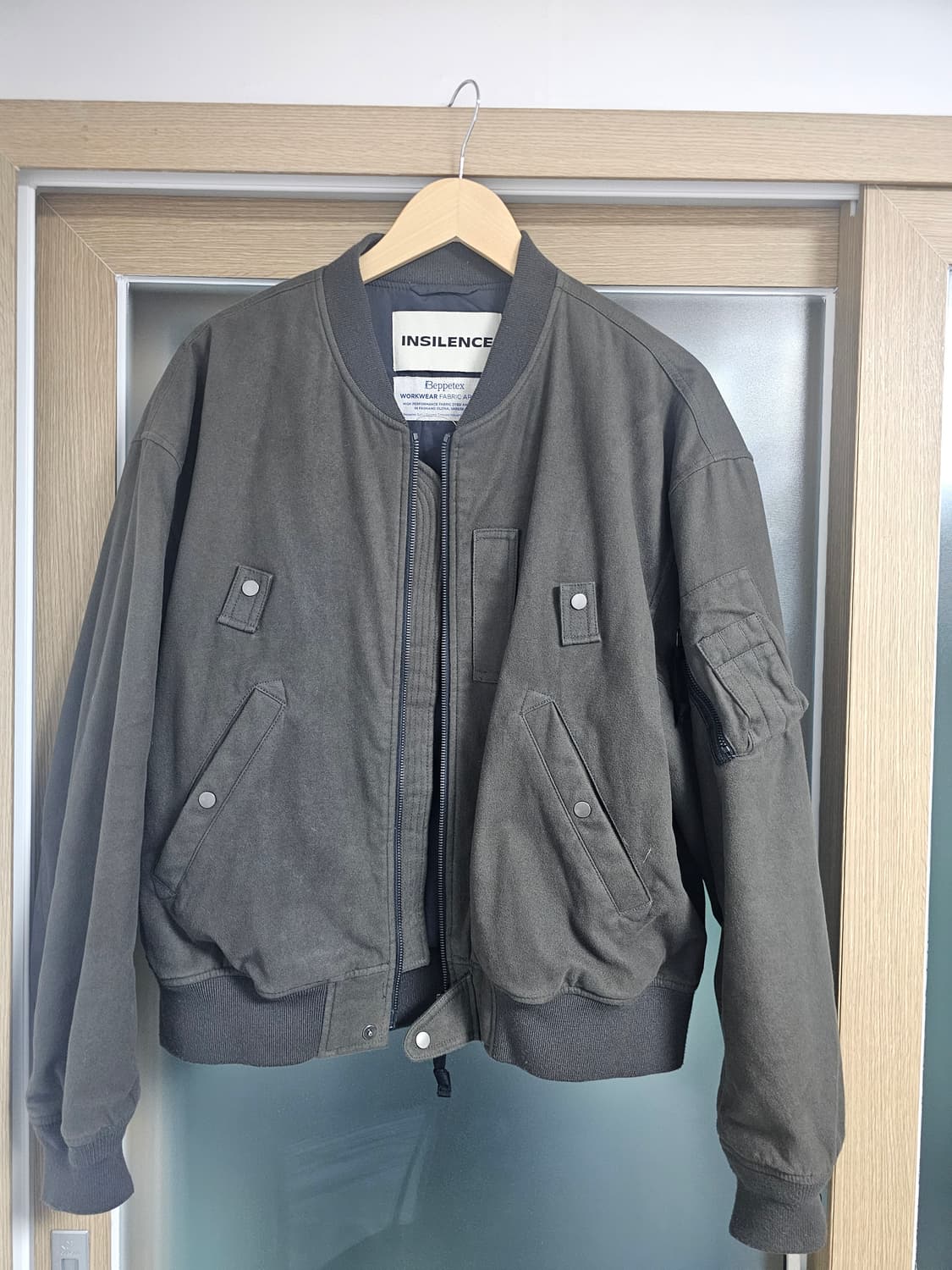 인사일런스 워시드 몰스킨 ma-1 khaki gray M사이즈 상품이미지1