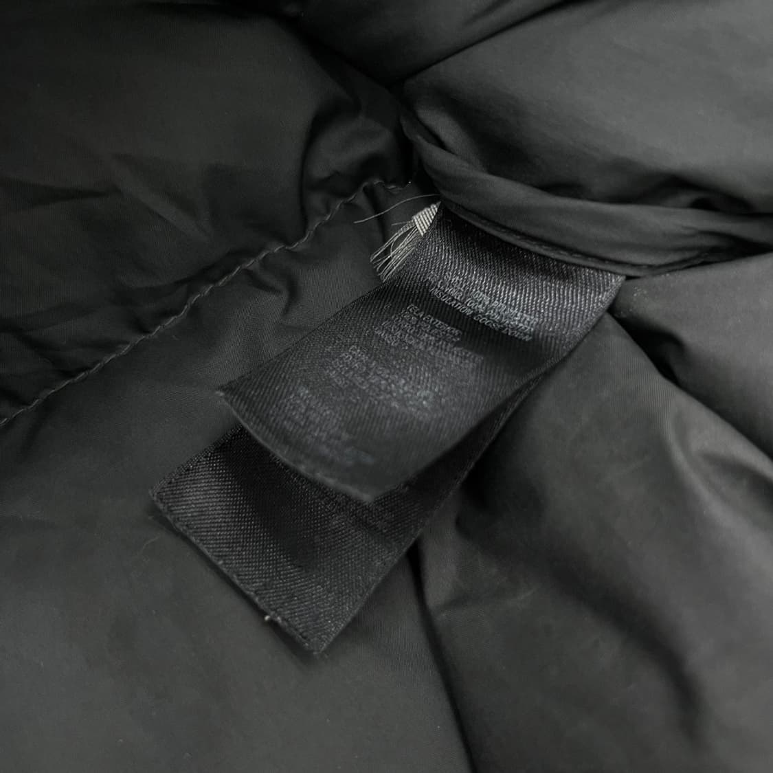 노스페이스 1996 눕시 차콜 패딩 XL 상품이미지8