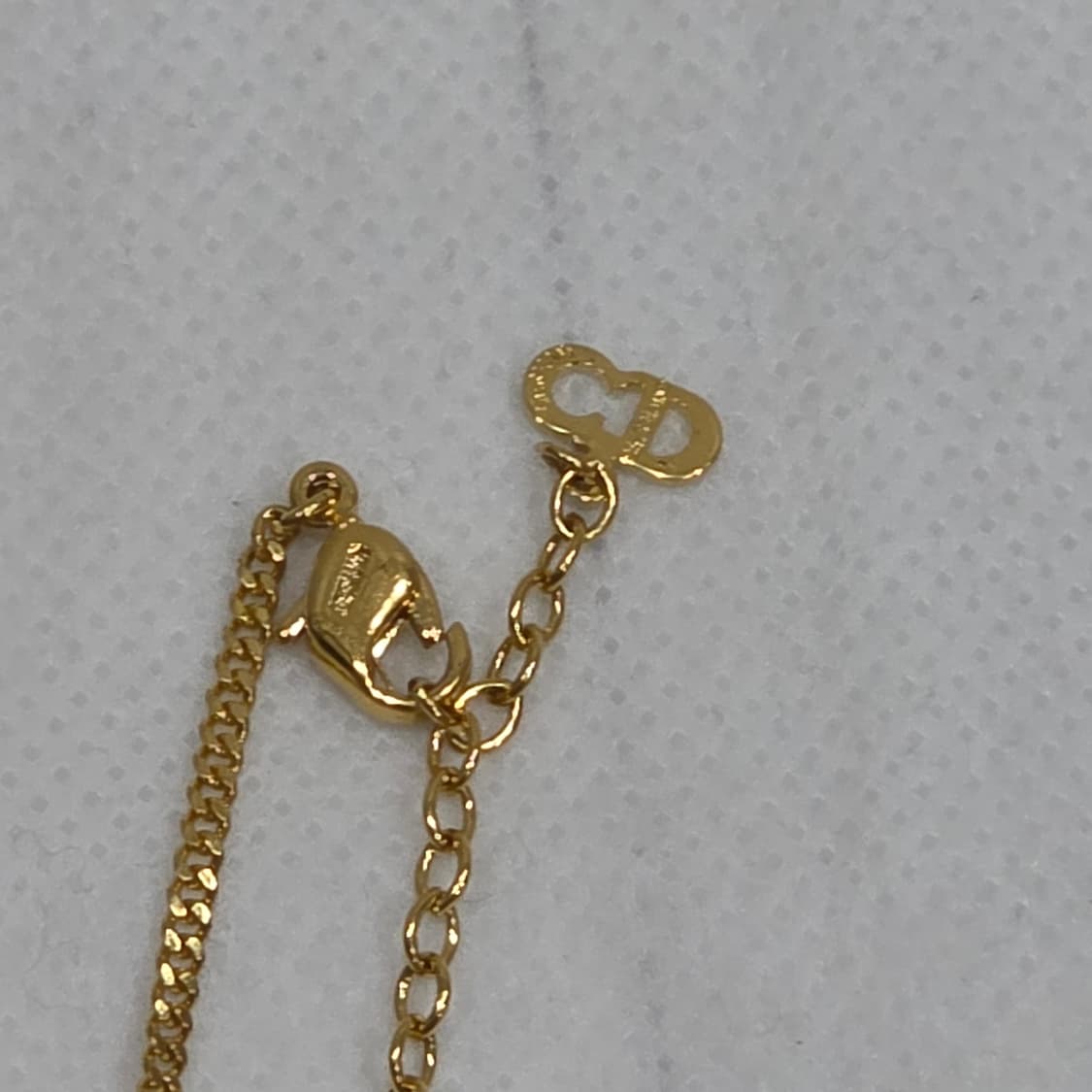 디올 금장 리본 cd로고 큐빅 목걸이 상품이미지6