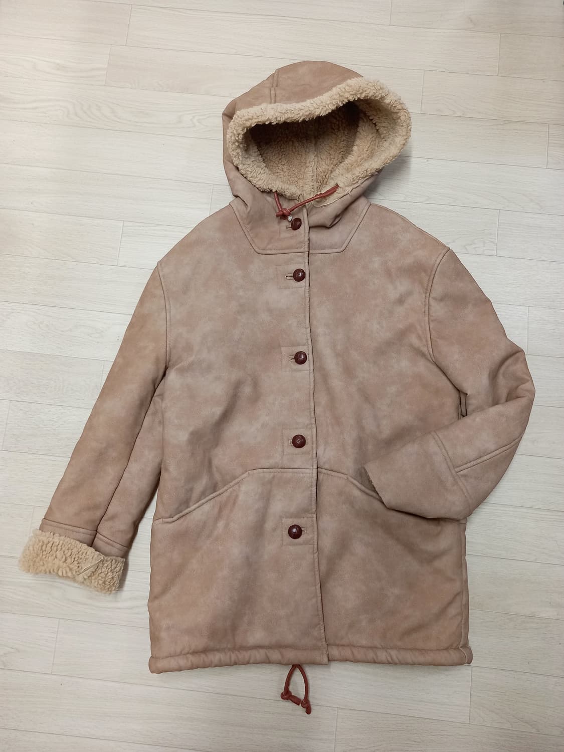 새상품 여성88 후드무스탕 코트 X2 상품이미지1