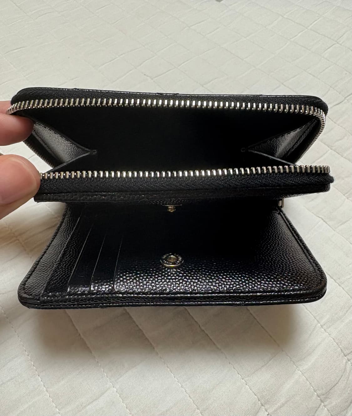 입생로랑 마틀라세 컴팩트 반지갑 은장 국내정품 풀박스 상품이미지4