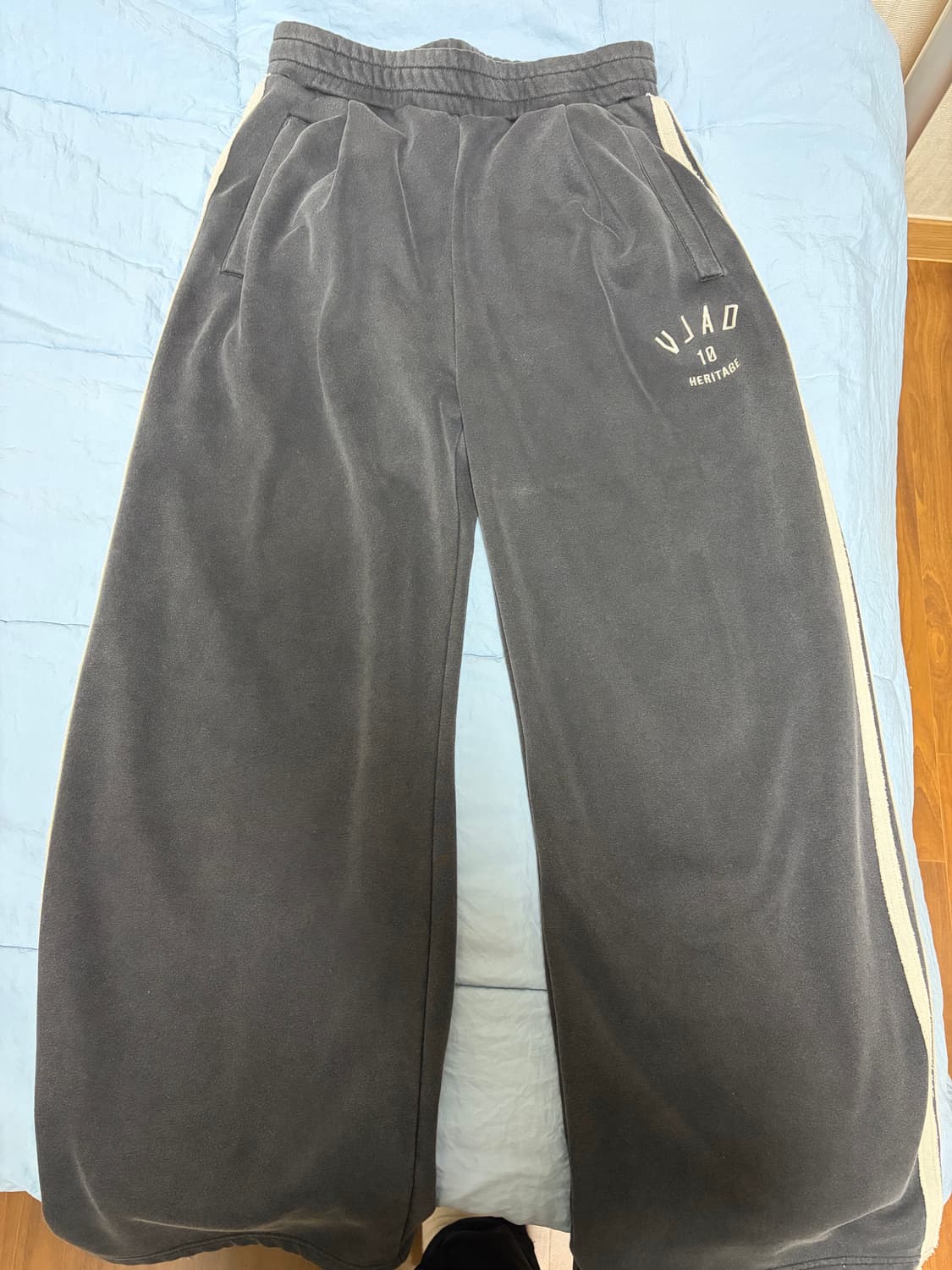 커브드 스웻팬츠 디미트리블랙 상품이미지1