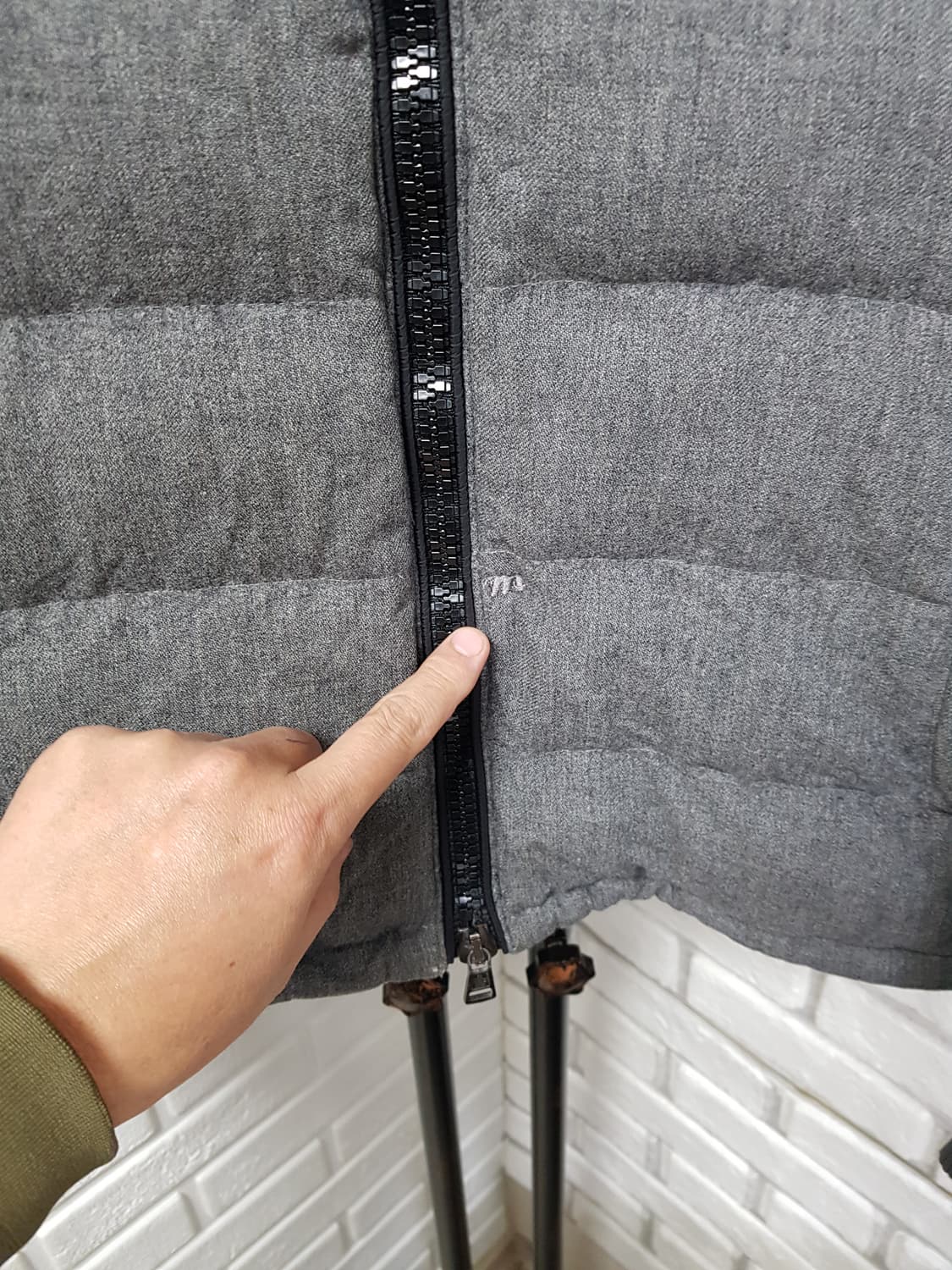 [3/95~100/정품] 몽클레어 하비패딩 후디 상품이미지6