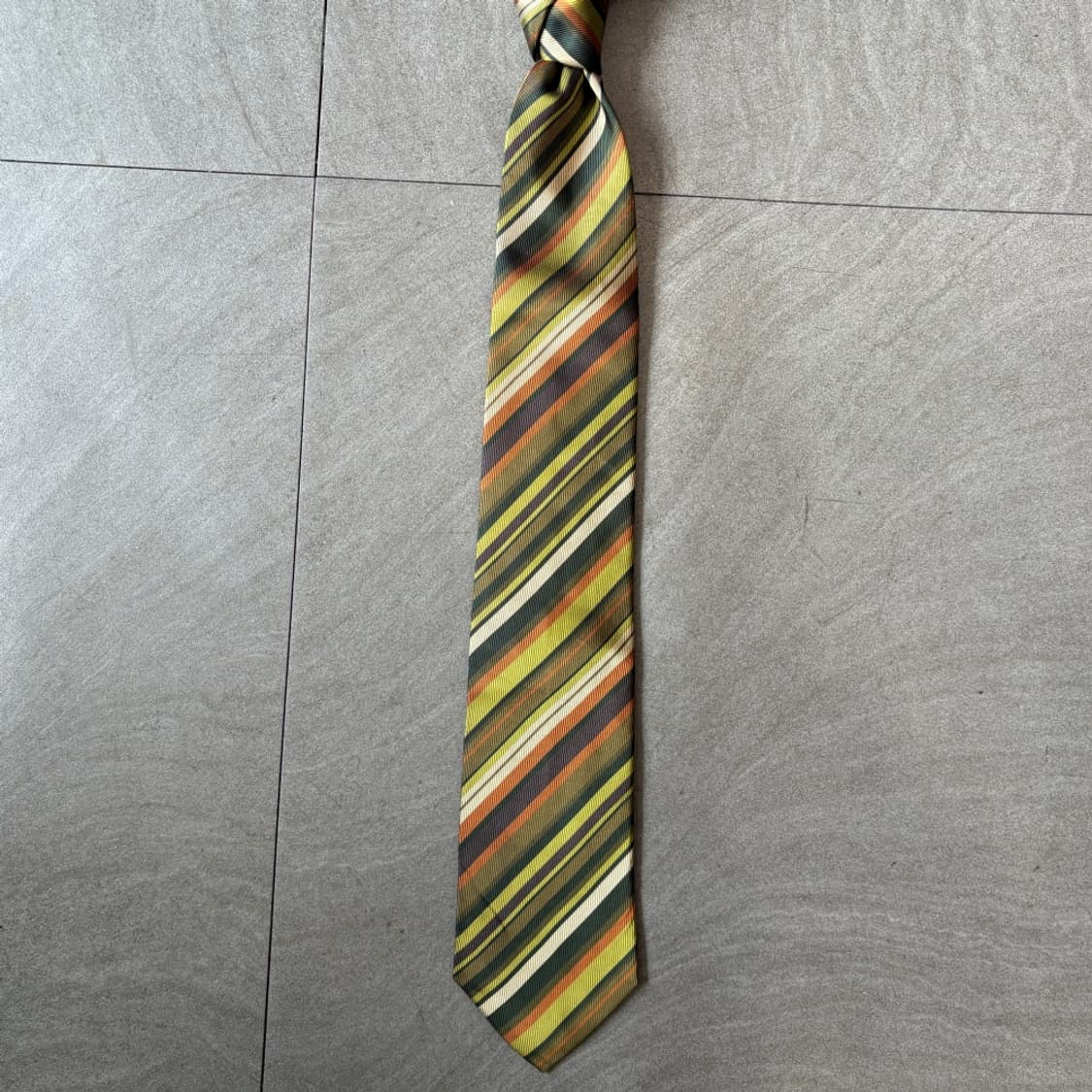 80년대 생산 버버리 블랙 라벨 넥타이 상품이미지2