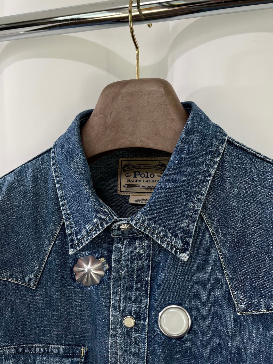 폴로 랄프로렌 콘초 사우스 웨스턴 워시드 데님 셔츠 상품이미지6